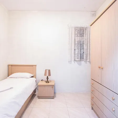 Spacious Seafront 3br, Near Beach, Ac Wifi By 360 Estates * سليمة