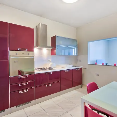 Spacious Seafront 3br, Near Beach, Ac Wifi By 360 Estates Sliema
